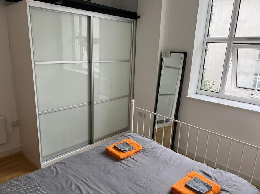 Stunning 2 Bed Flat! Centrally Located In London, Uk! Appartement *