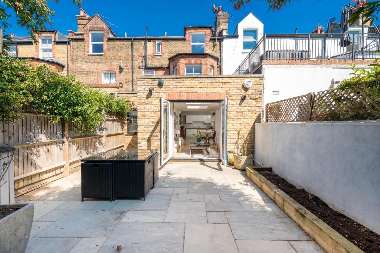 Gorgeous Flat With Garden In Battersea *