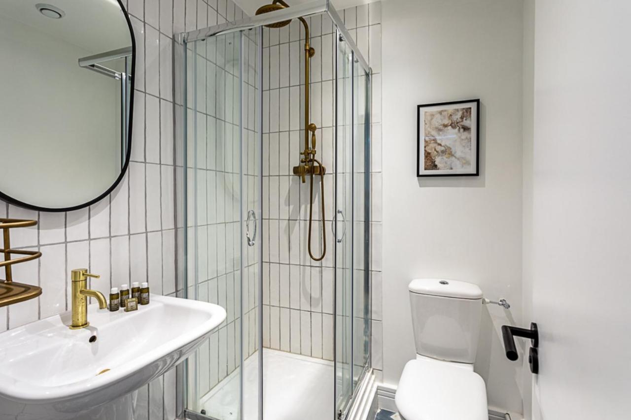 Appartement Stunning Modern In The Heart Of Holborn Londen