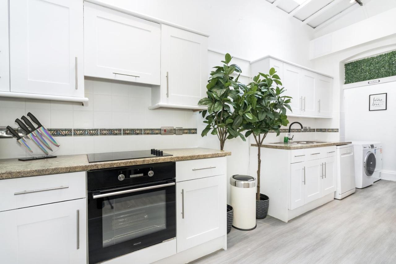 Two Bedroom In Central With Large Terrace * Londres