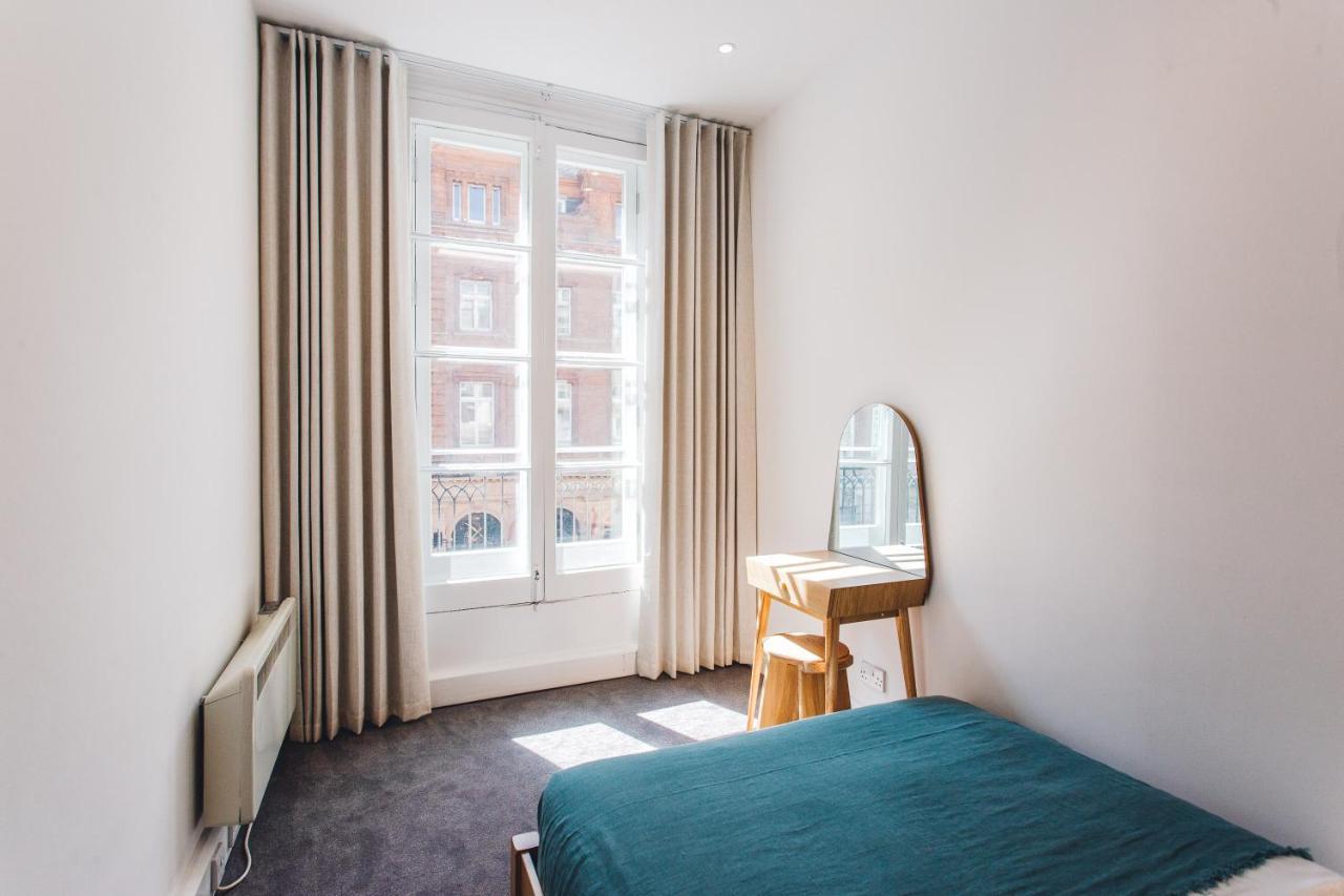 2 Bedroom Right On Trafalgar Square Appartement Londres