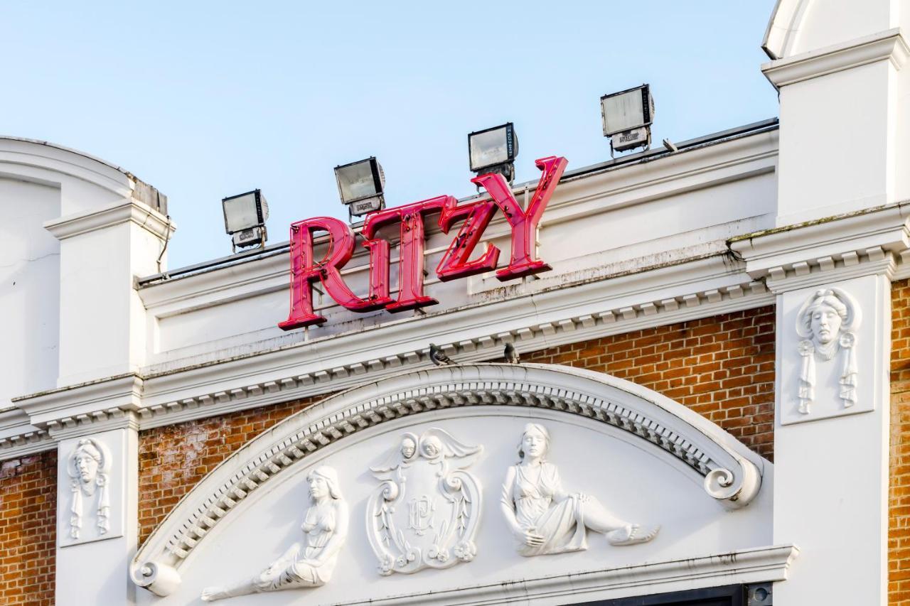 Your I Brixton *