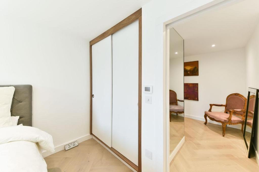 Chelsea Pad By Condokeeper