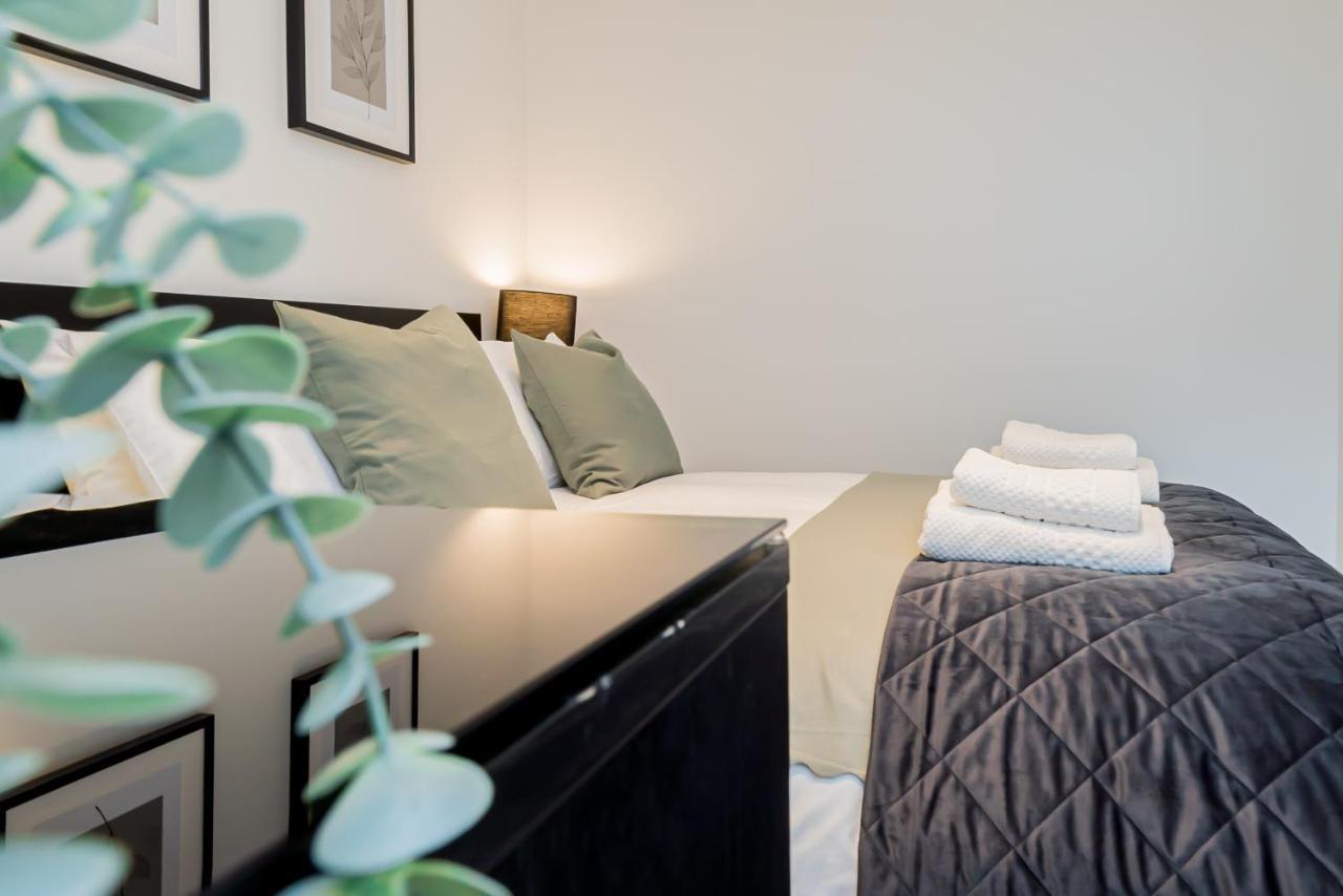 Private 2 Bedroom In West Hampstead * Londres
