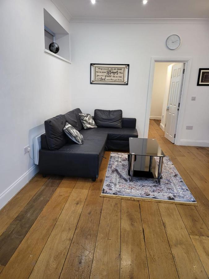 Classy Flat In Fulham Apartment London