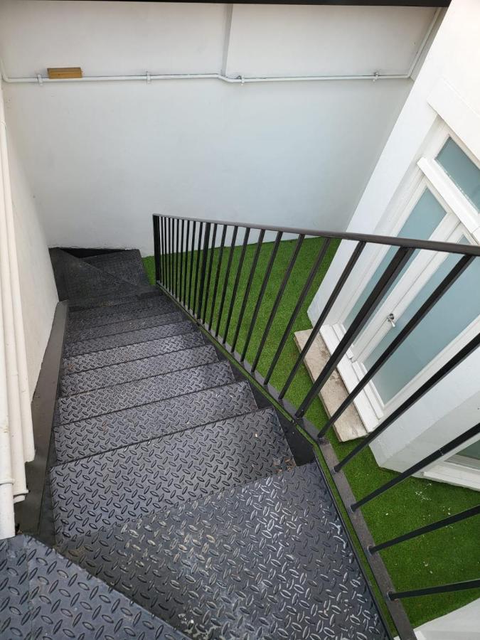 Classy Flat In Fulham Apartment