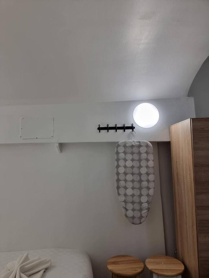 F24- Basement Single Studio Near Paddington *