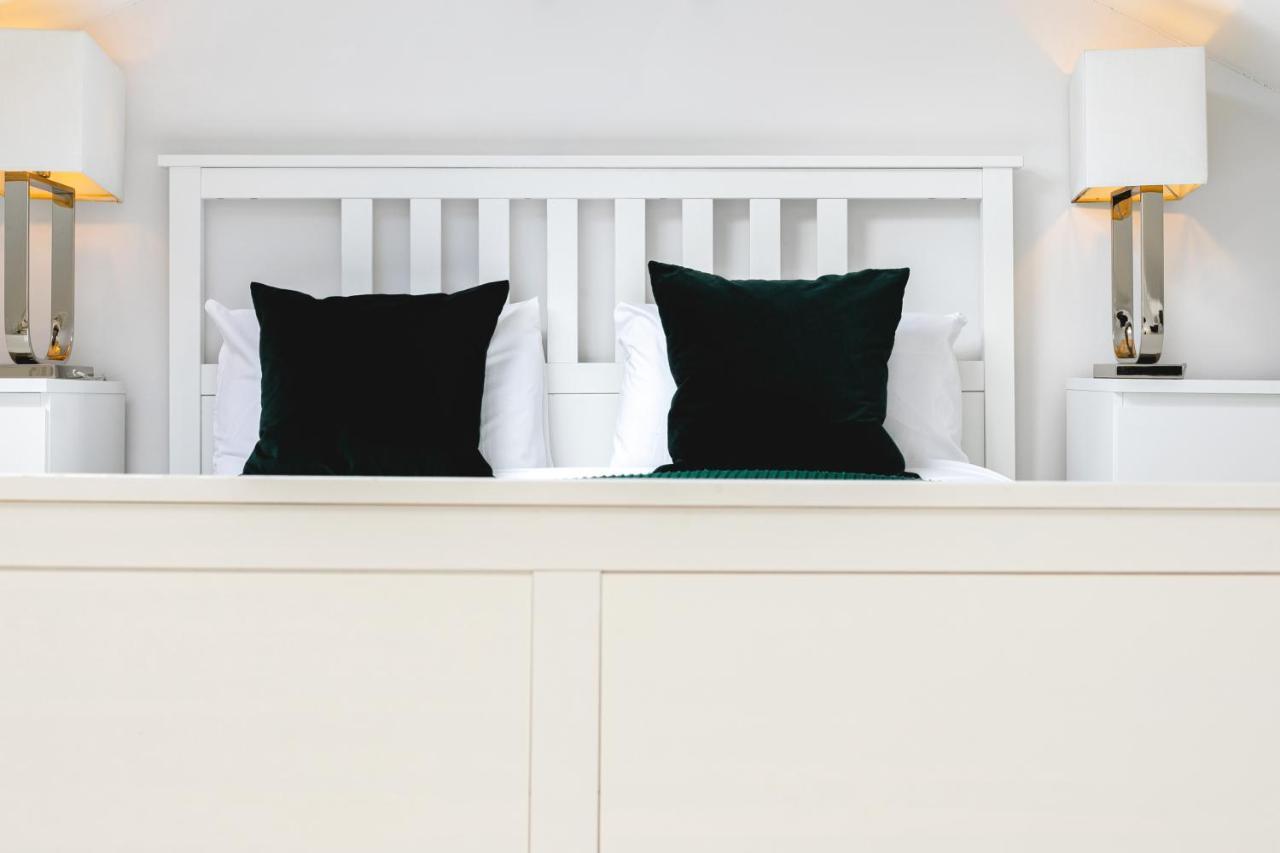 Penthousestays Notting Hill - Chic 2 Bedroom W/ King Beds - Near Portobello Road & Kensington High Street Apartment London