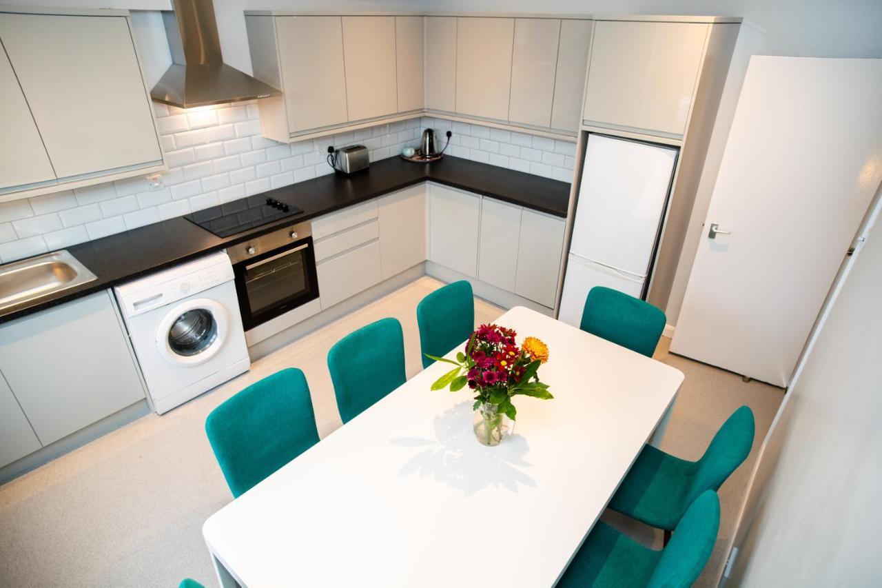 Two Bedroom Duplex In Angel High Street Appartement *