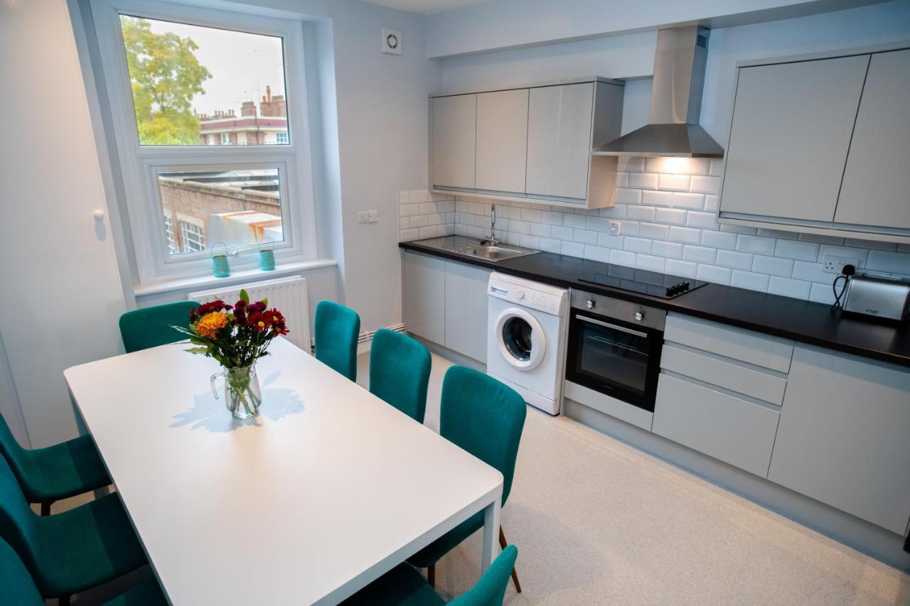 Two Bedroom Duplex In Angel High Street Appartement Londres