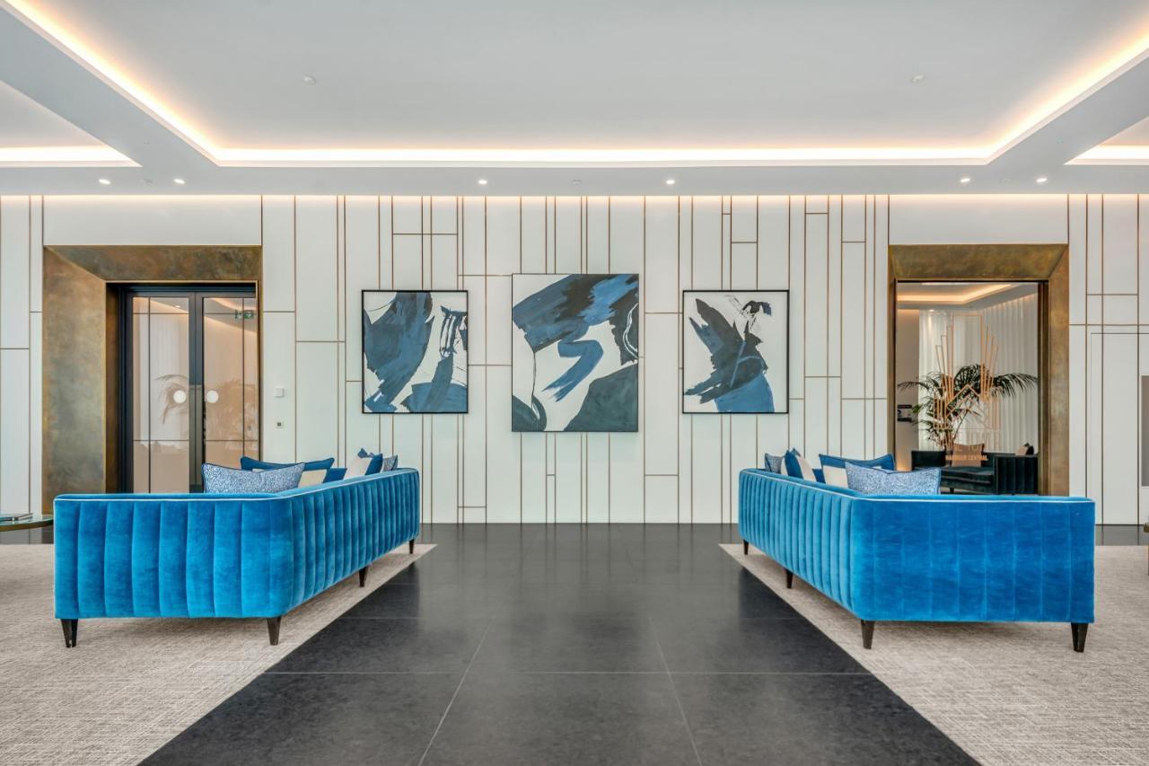 Modern 01 & 02 Bed In Canary Wharf Appartement *