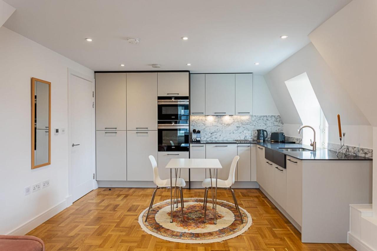 Modern And Stylish In West Kensington Londres