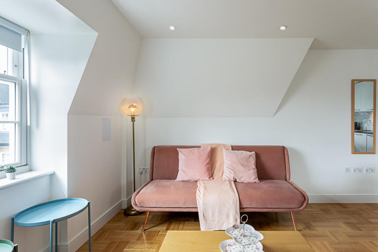 Modern And Stylish In West Kensington Londres