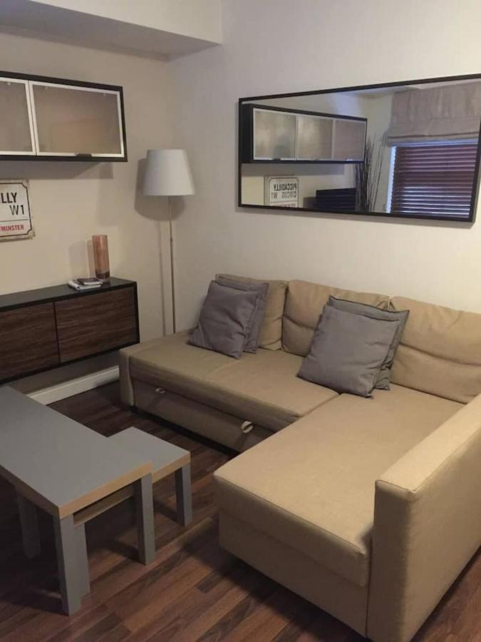 Apartment Stylish Studio Near Notting Hill Station! London