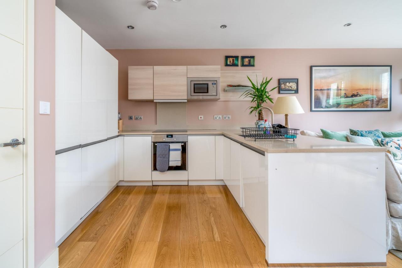 Apartment Superb Artist Flat With Free Parking By Portobello London