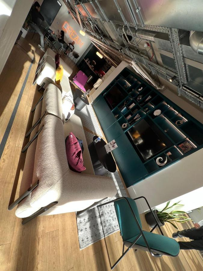 1 Double Bed Apartament With Gym, Cinema And Pool Table In Front Of The Wembley Stadium Londres