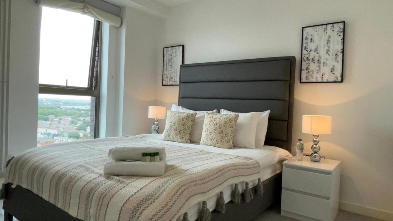 Apartment Luxury Three Bed By Excel *