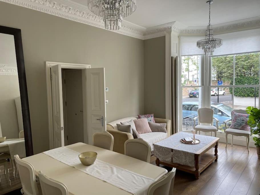 Apartamento Stylish 3-bedroom Flat In Kensington Londres
