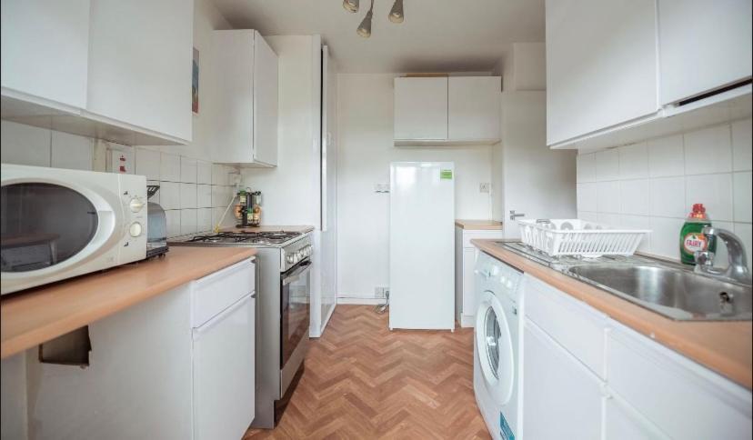 Cozy Flat In Islington Apartment *