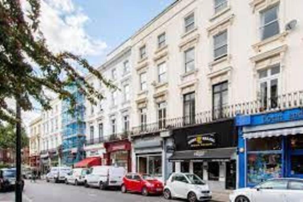 Lady On The Lane- 2 Bed Primrose Hill