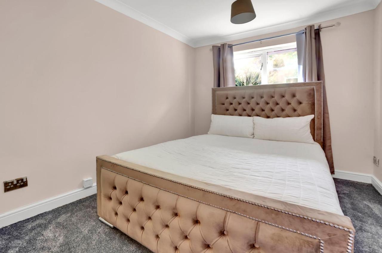 Apartamento Suites By Rehoboth ~ Sandlings Mews ~ Peckham Londres