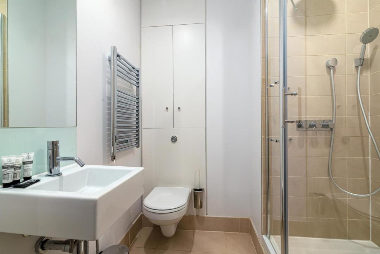 A Stunning Three Bedroom In Mayfair Apartamento *