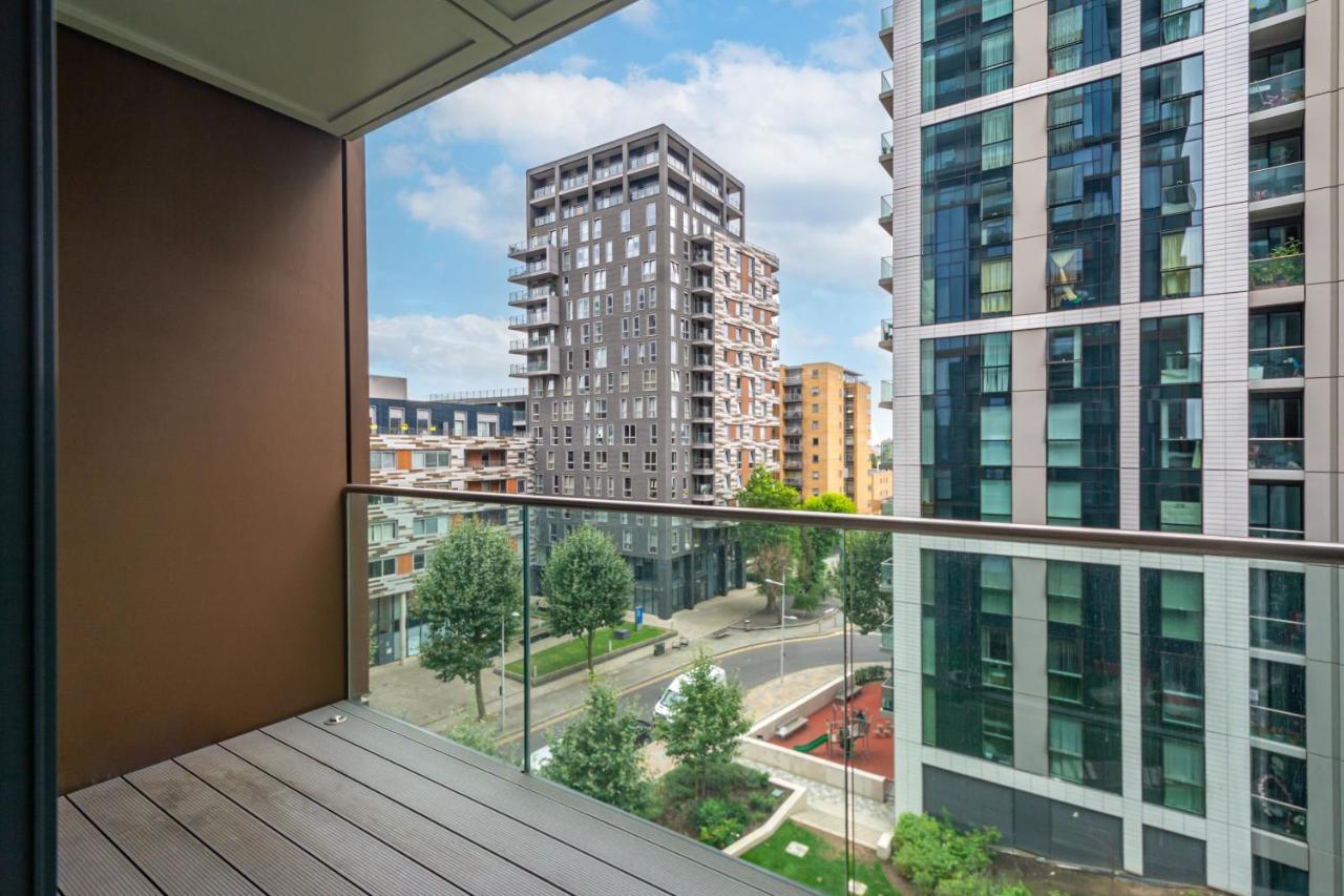 Modern 01 & 02 Bed In Canary Wharf Londres