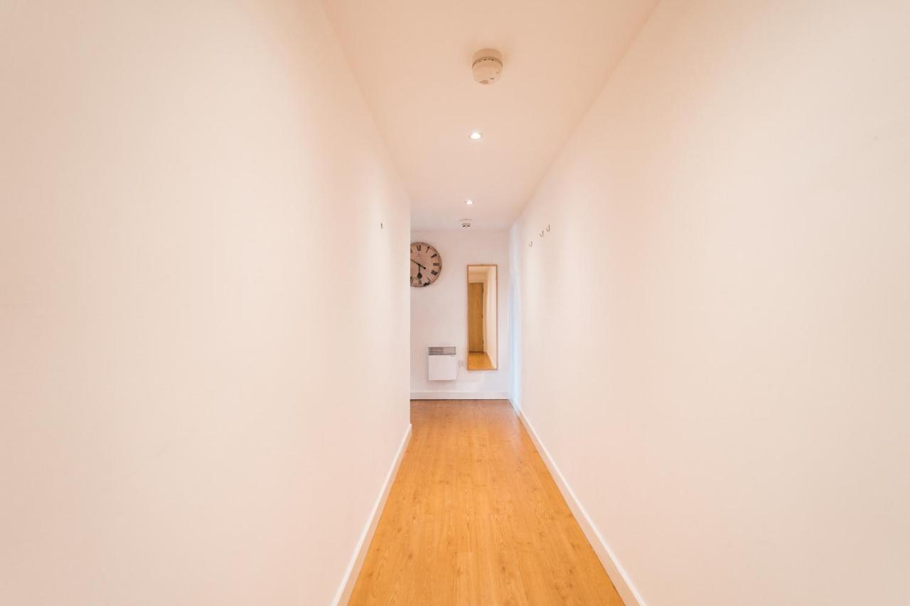 Lovely 2 Bedroom Flat Next To Victoria Park Londres