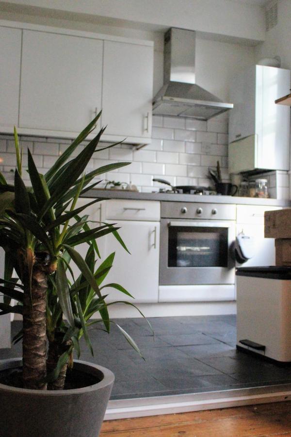 Traditional Victorian 2 Bed In Cobbled Street + Mod Cons - Full Apartamento
