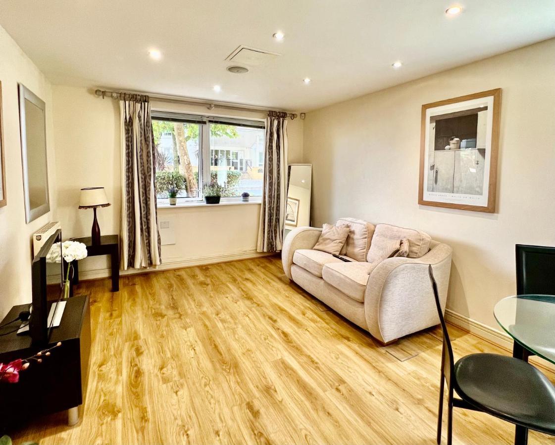 Apartamento Luxury 3 Bedroom Riverside - Canary Wharf & The O2 Arena Londres
