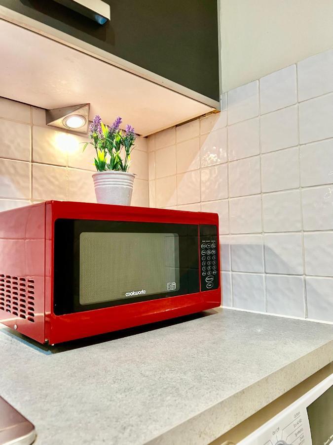 Luxury 3 Bedroom Riverside - Canary Wharf & The O2 Arena