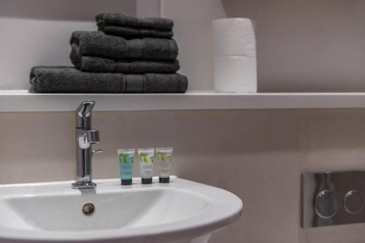 - Tower Hill - Centre By Prime N-8 Apartment *