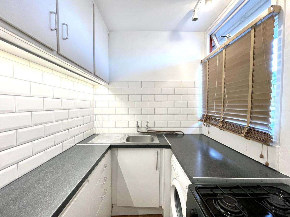 Apartment The Chamberlin, Powell & Bon, By The Design Traveller
