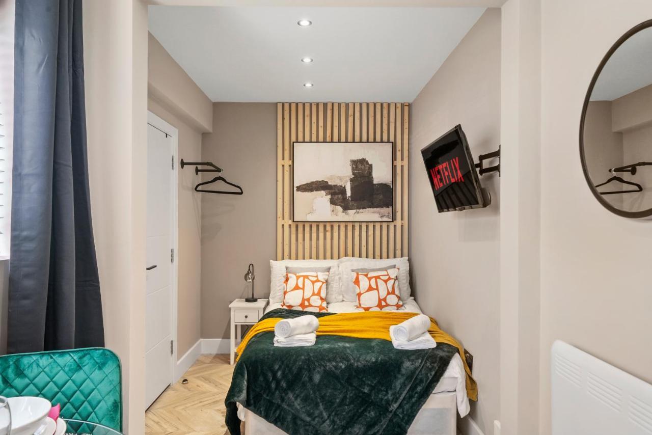 Cosy Heathrow - Parking - Garden Appartement Londen