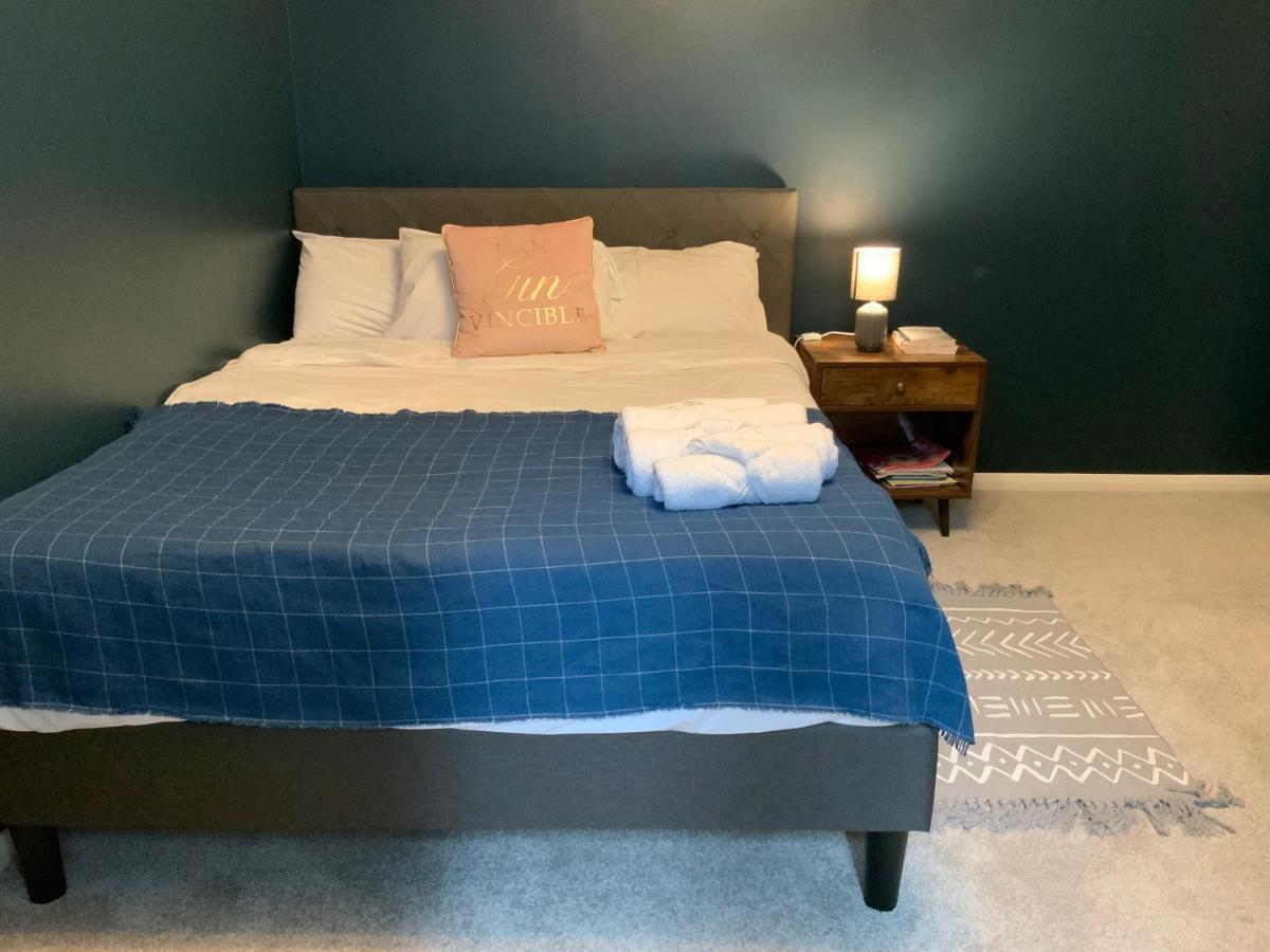 2 Bedroom Near Southfields Apartamento