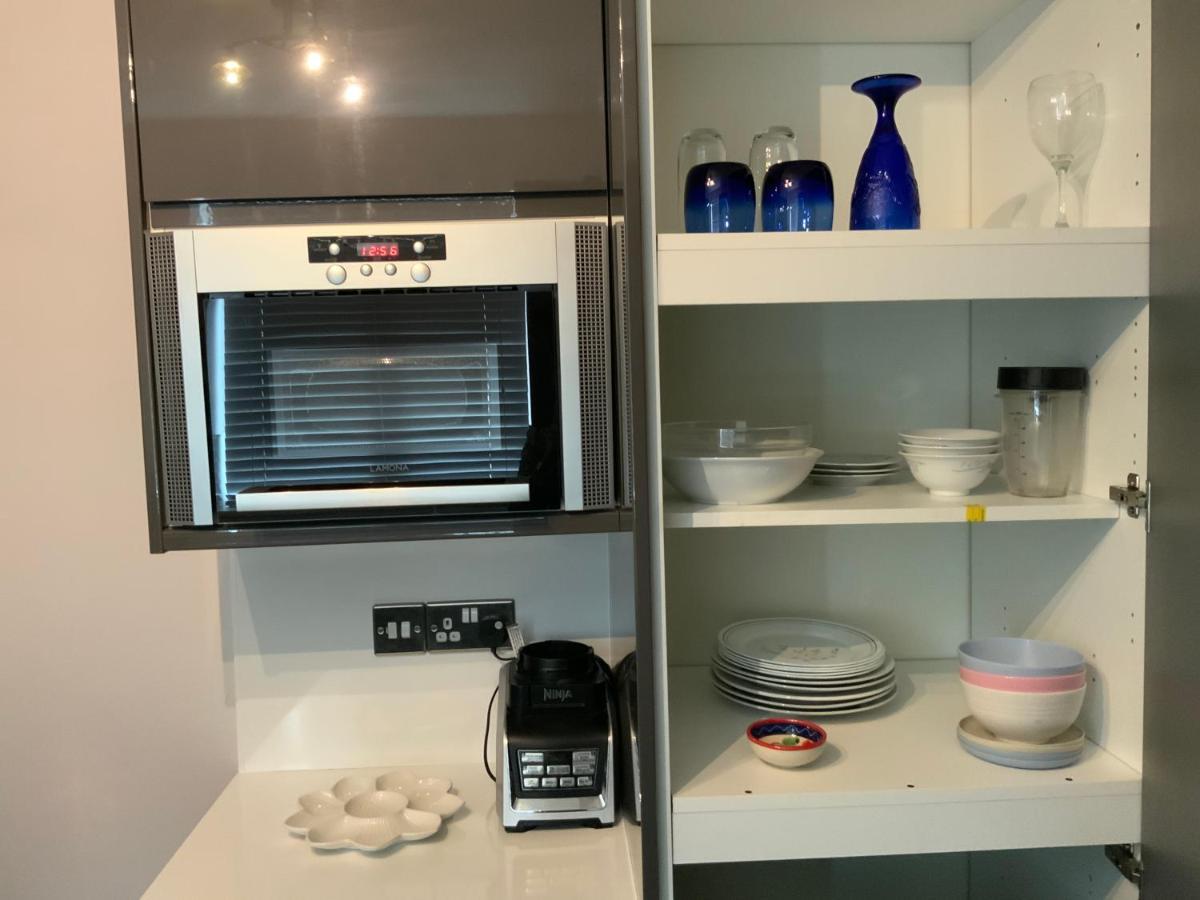 2 Bedroom Near Southfields *