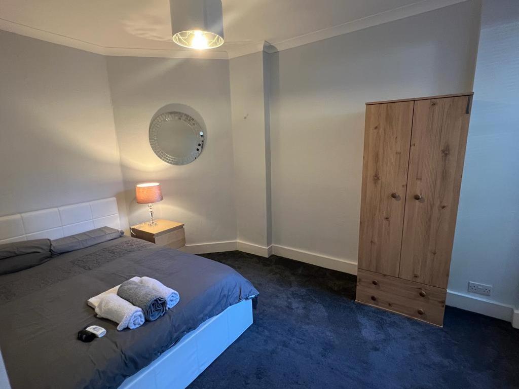 Apartamento Complete One Bedroom Flat In Chiswick London, Fully Furnished Londres