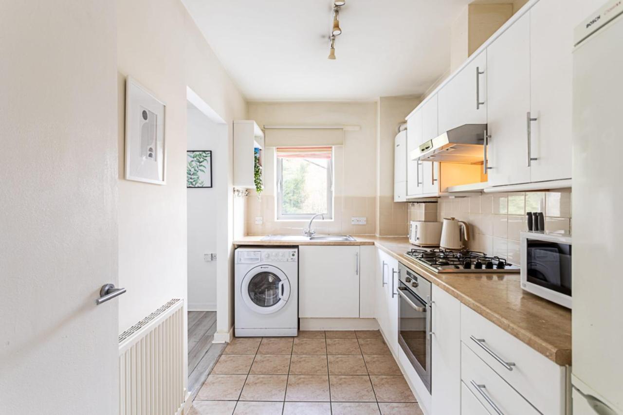 Appartement In Trendy Clapham Junction *