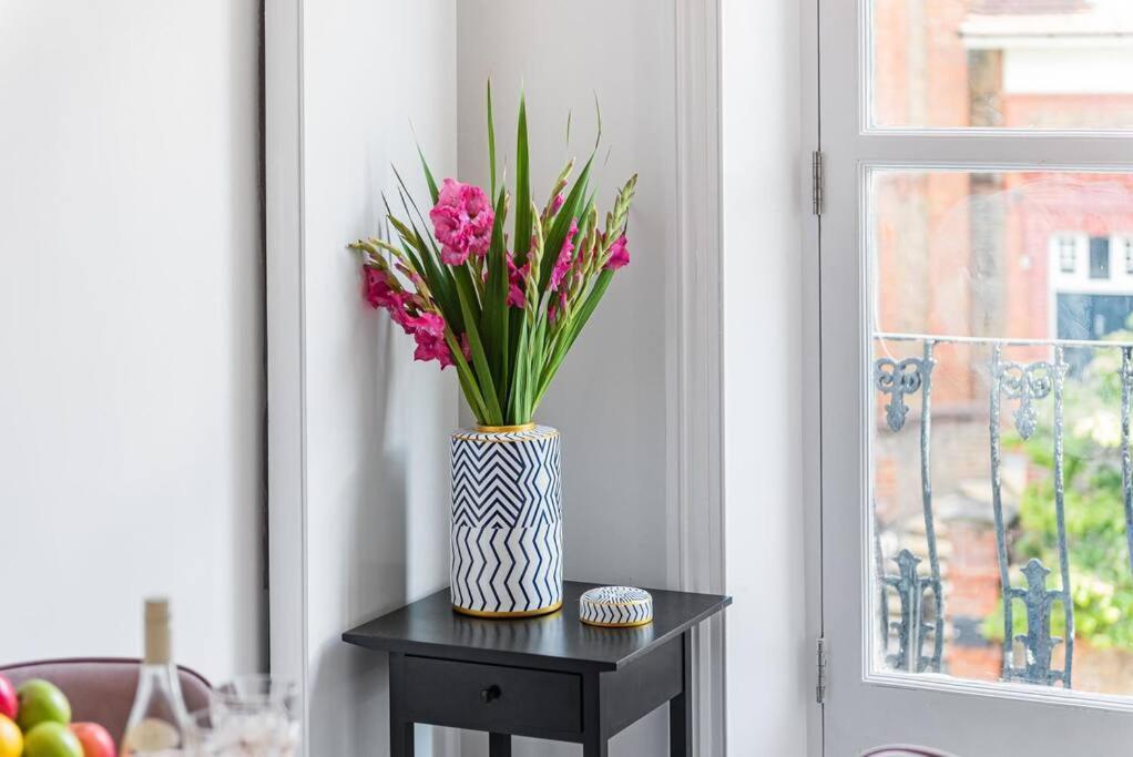 Apartment Lady On The Lane- 2 Bed Primrose Hill