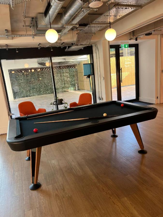1 Double Bed Apartament With Gym, Cinema And Pool Table In Front Of The Wembley Stadium * Londres