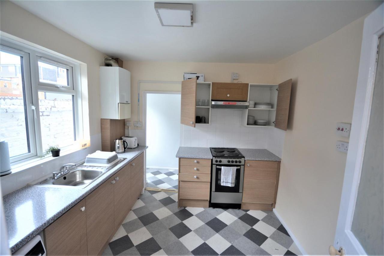 Casa de férias Cheerful 3 Bedroom In Greater Londres
