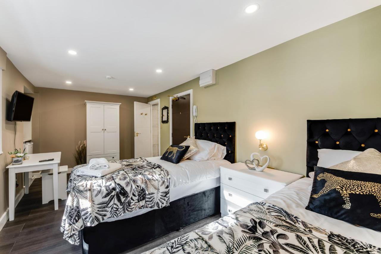Appartement Elegant Studio - Perfect For Explorers Londen