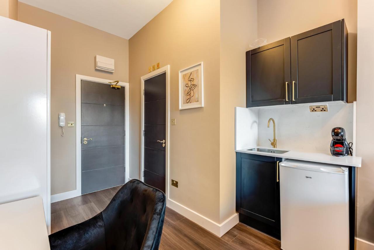 Appartement Elegant Studio - Perfect For Explorers Londen