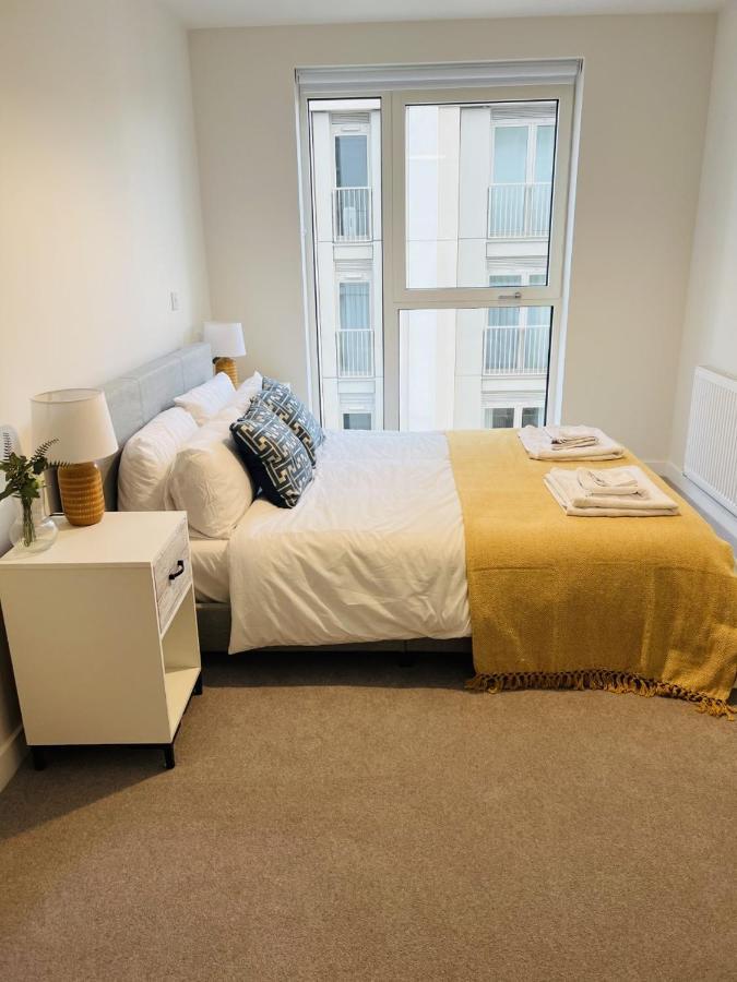 Apartment Modern In Shepherds Bush Near Westfield
