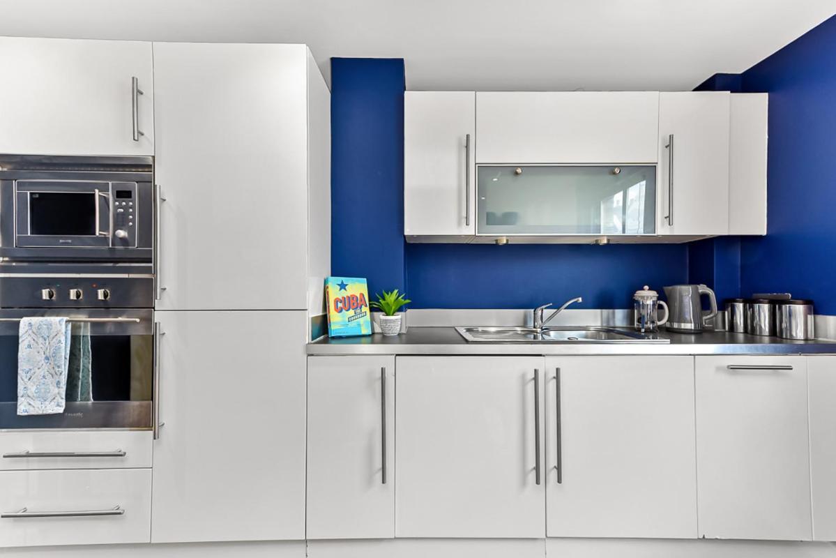 Spacious Cosy 2 Bed Flat, Apartamento *