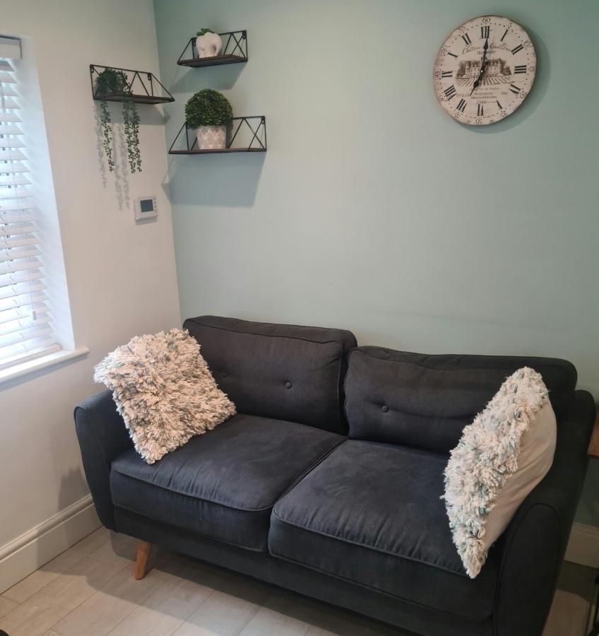 2 Bed From Apartment