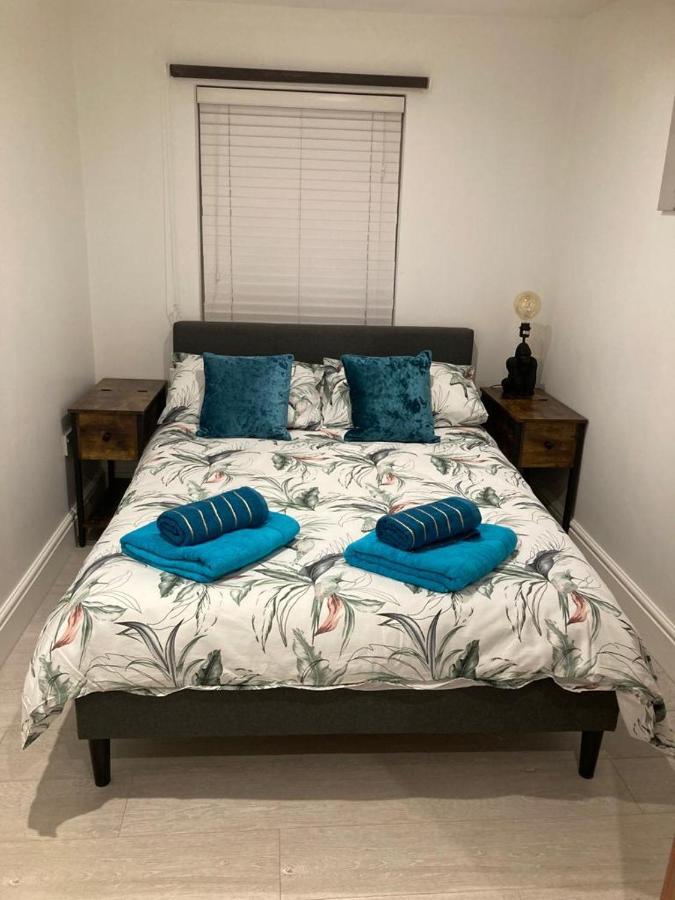 Apartment 2 Bed From London