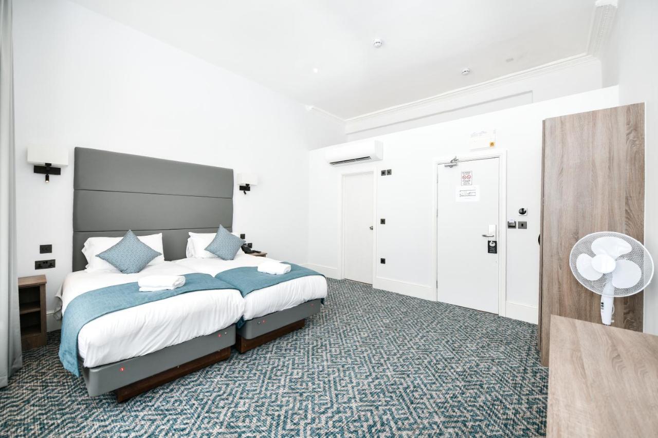 Hotel The Chapter - The J Hyde Park 3*