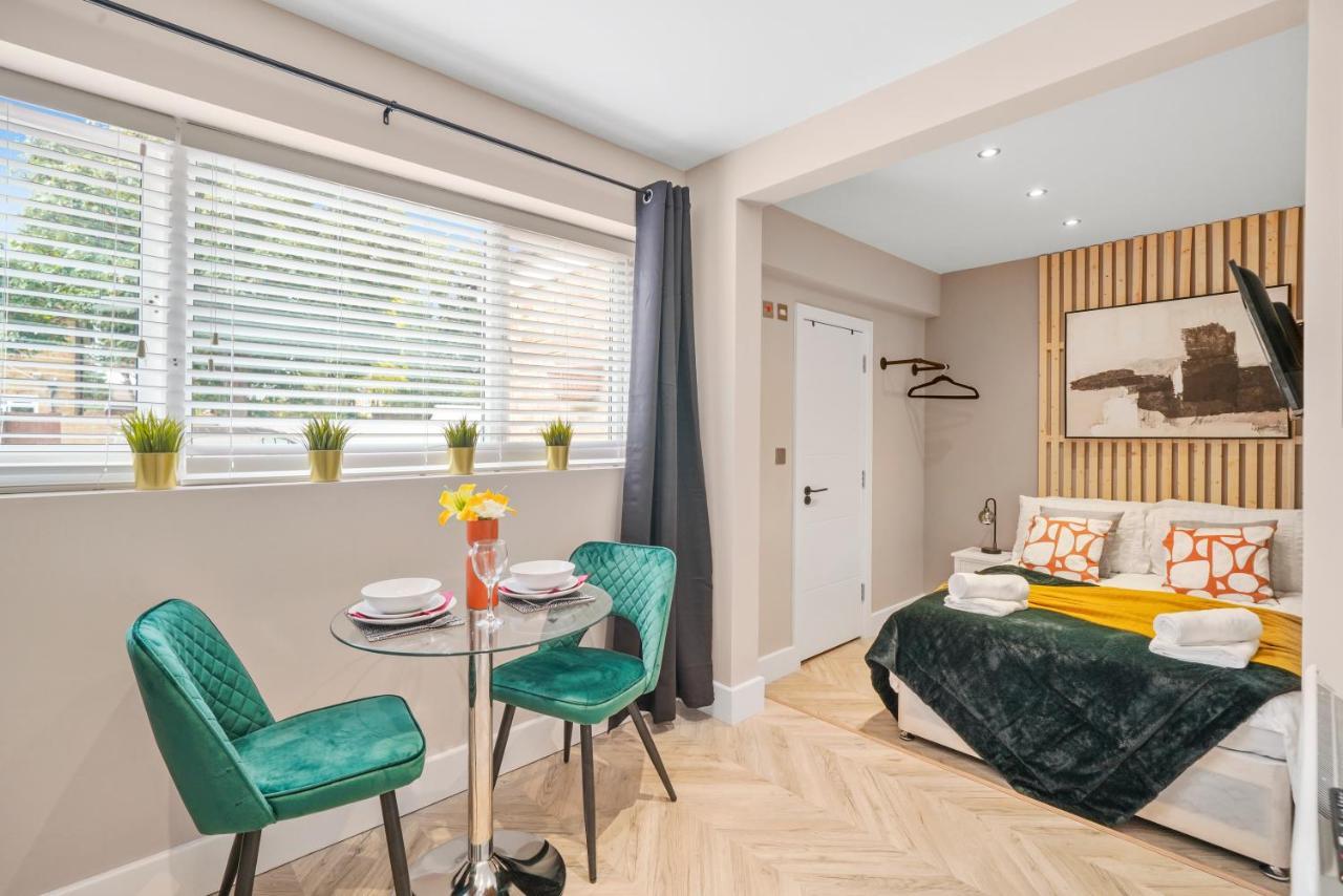 Appartement Cosy Heathrow - Parking - Garden Londen