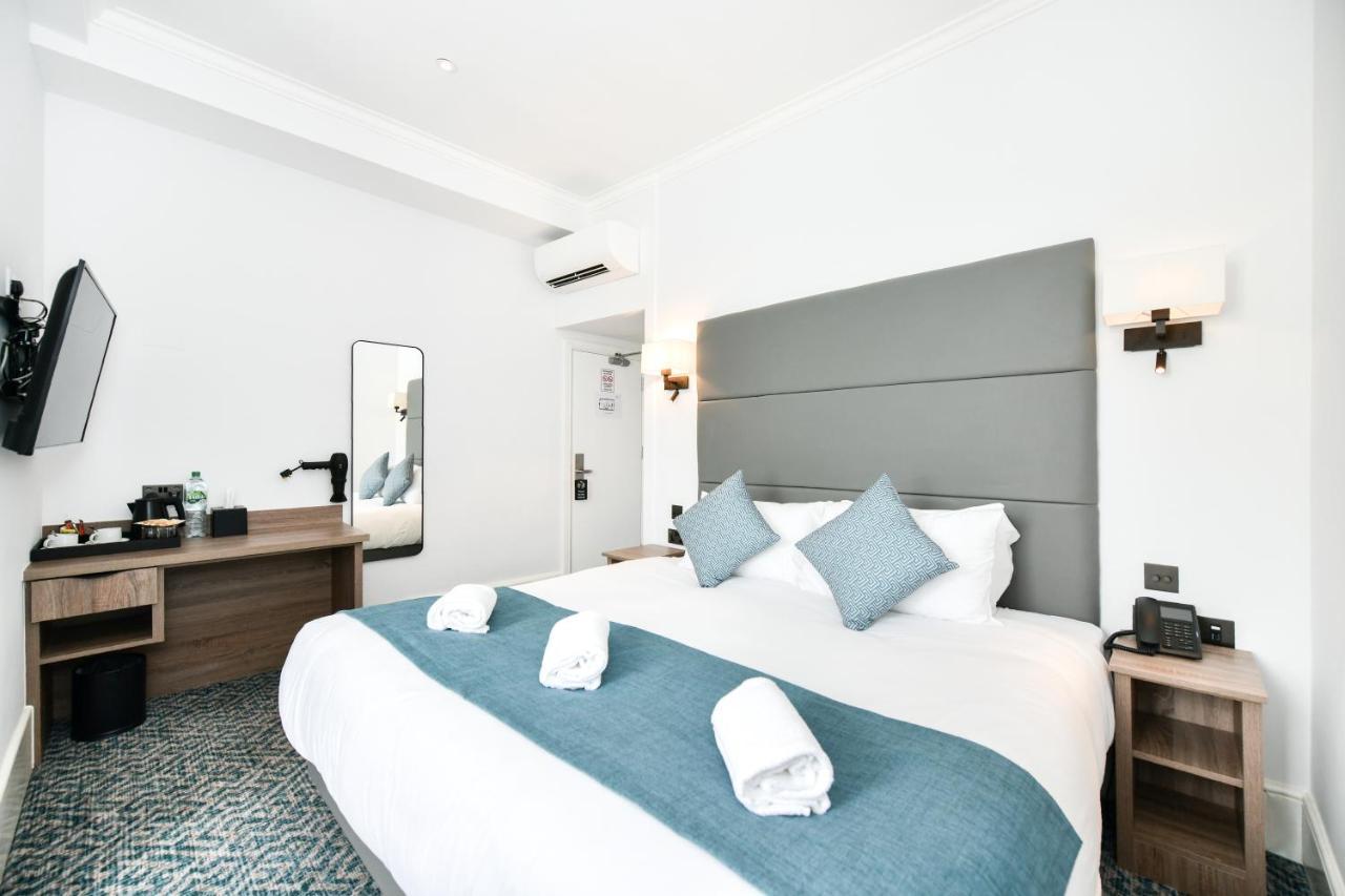 The Chapter - The J Hyde Park Hotel